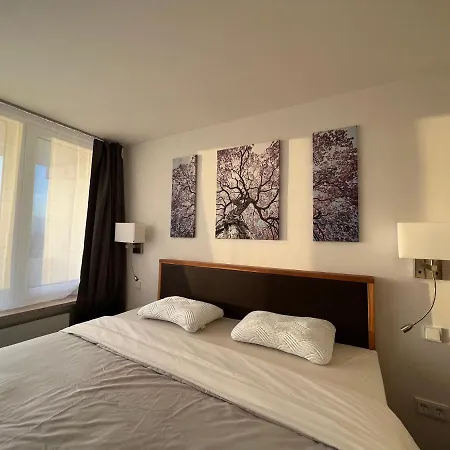 Penthouse With 110 Sqm Mountain View * München